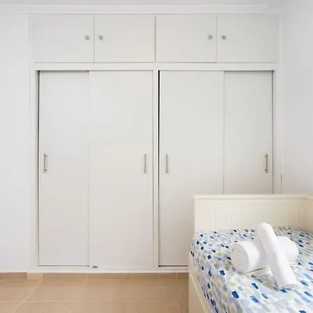 Amplio Bien Ubicado Apartament