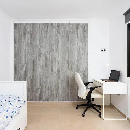 Apartament Amplio Bien Ubicado *