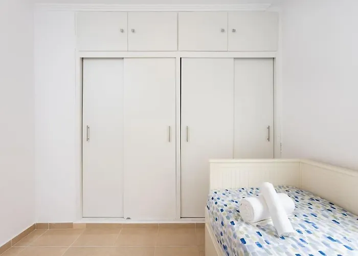 Amplio Bien Ubicado Apartament